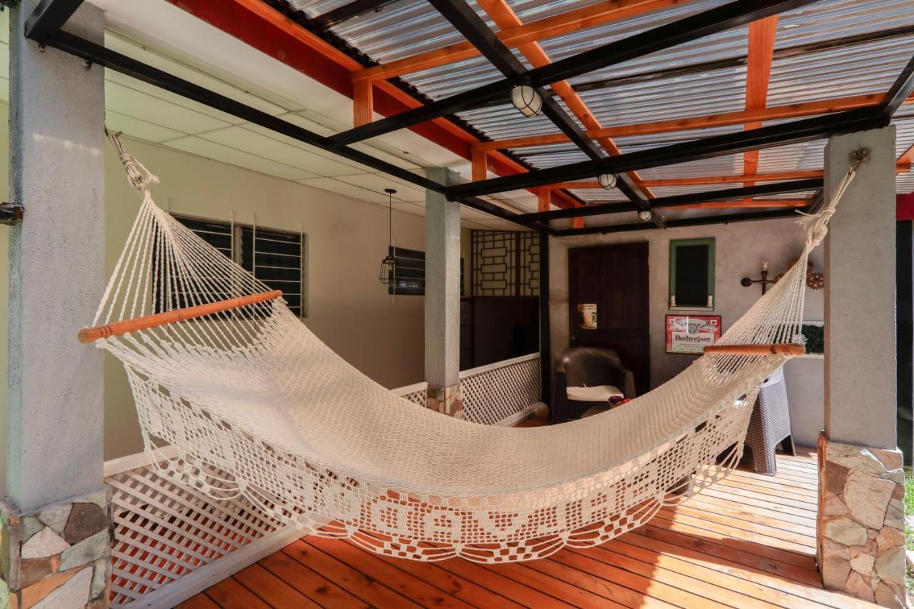 Hostal San Benito San Salvador Exterior foto